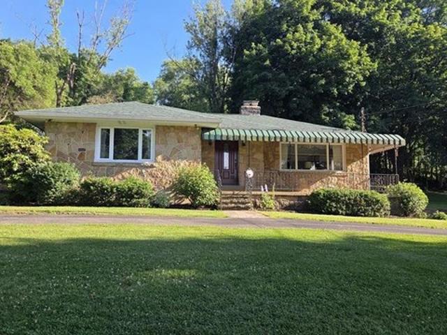 House for sale in Apollo, Pennsylvania