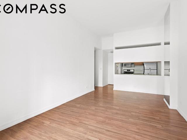 Condo for sale in Arverne, New York