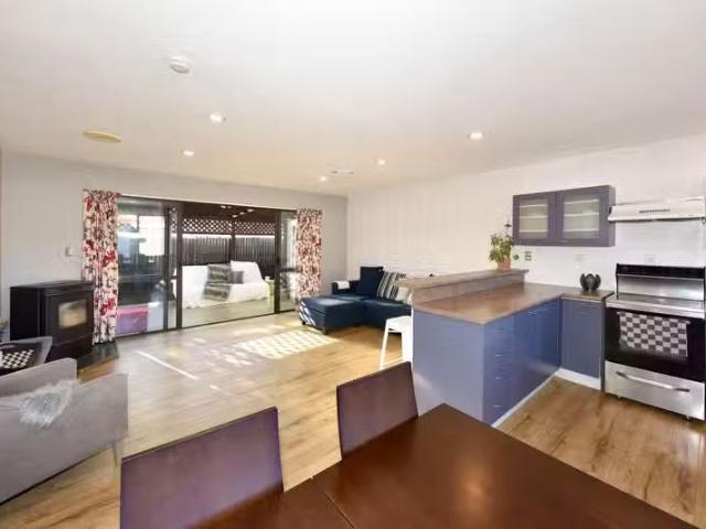 House for sale in Chaslands, Canterbury