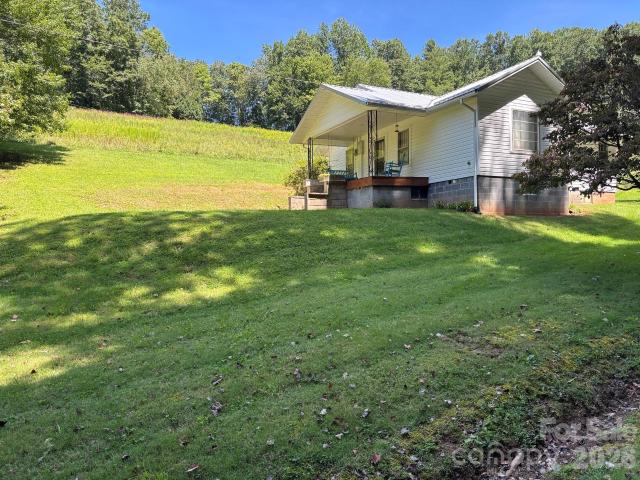 House for sale in Bakersville, North Carolina