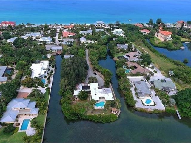 House for sale in Nokomis, Sarasota County