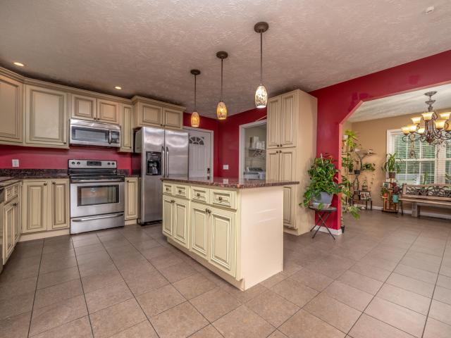 House for sale in Lovely, Martin County