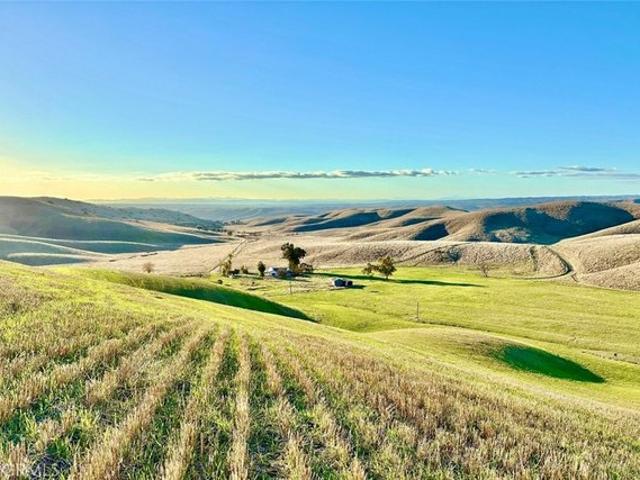 Land for sale in Shandon, California