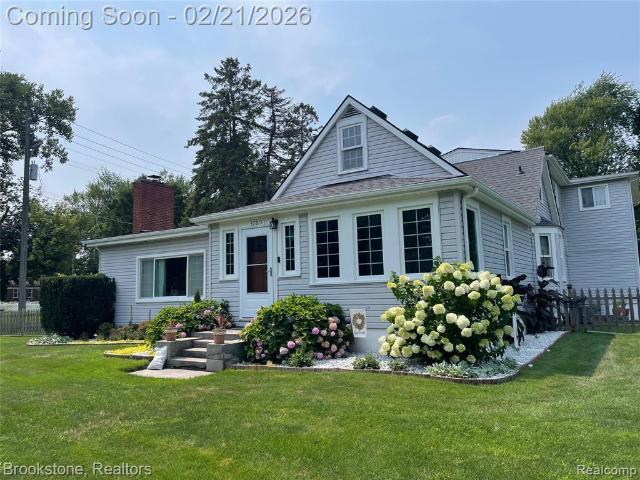 House for sale in Harrison Township, Michigan