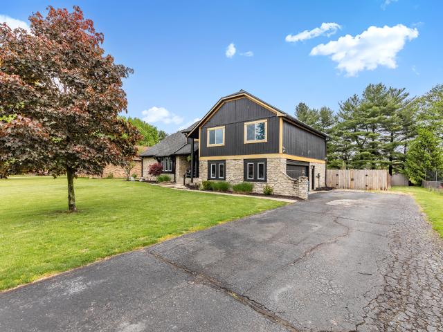 House for sale in New Palestine, Indiana