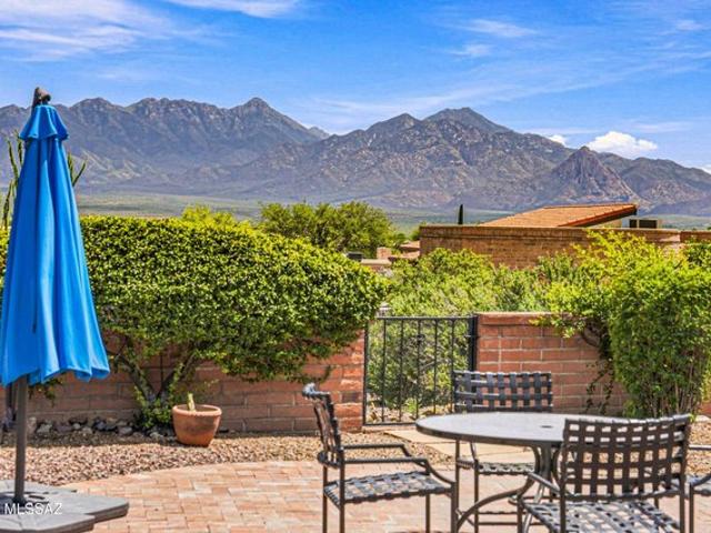 Townhouse for sale in Green Valley, Arizona