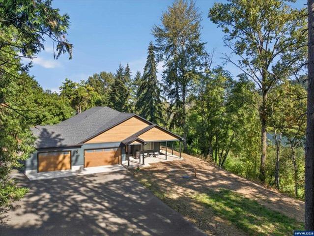 House for sale in Oregonia