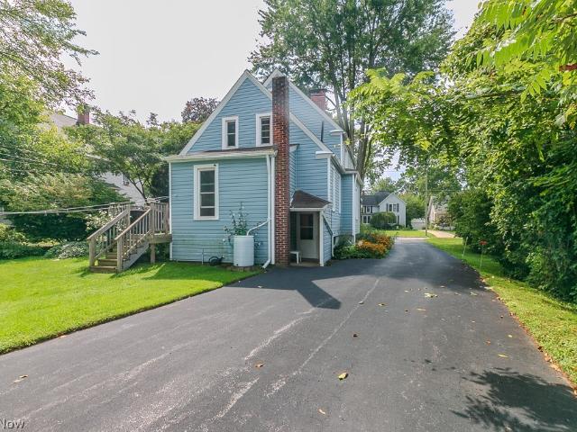 House for sale in Willoughby, Ohio