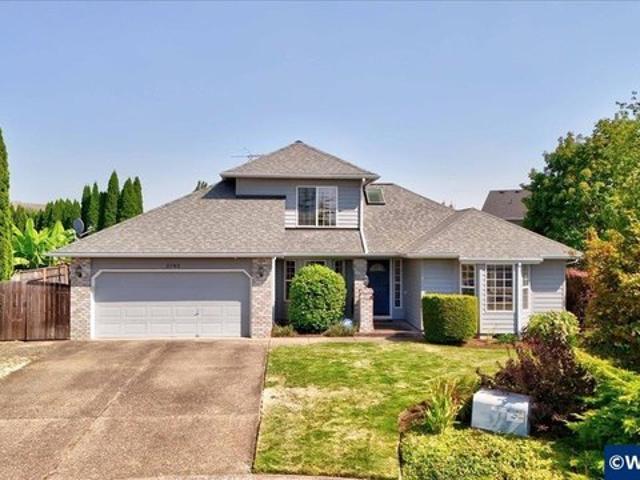 House for sale in Oregonia