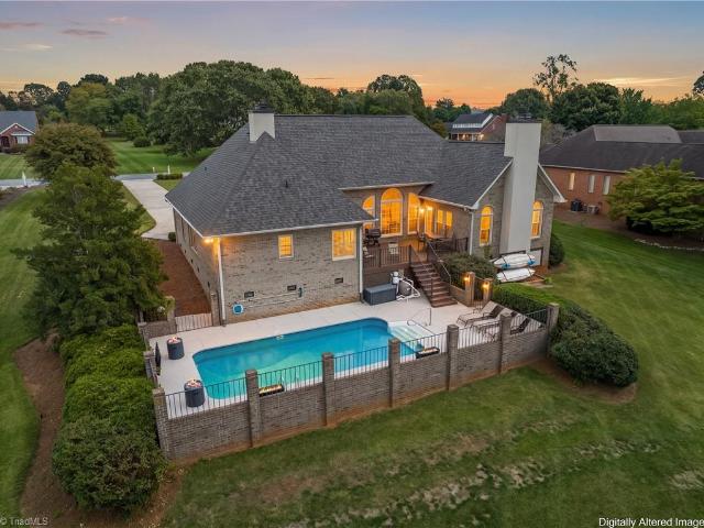 House for sale in Steeplegate, Trinity