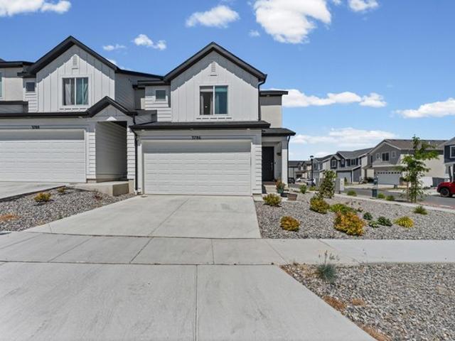 Townhouse for sale in Magna, Utah