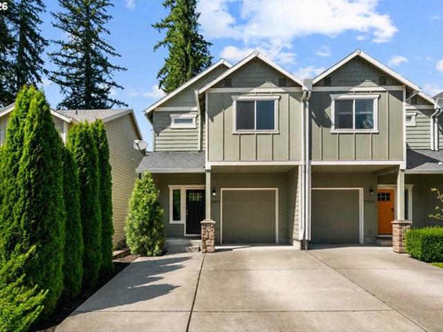 Townhouse for sale in Oregonia