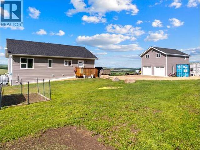 House for sale in Tomslake, British Columbia
