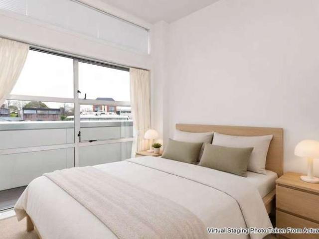 Apartment for sale in Newmarket