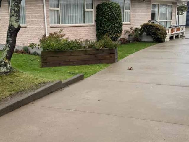 House for rent in Chaslands, Canterbury
