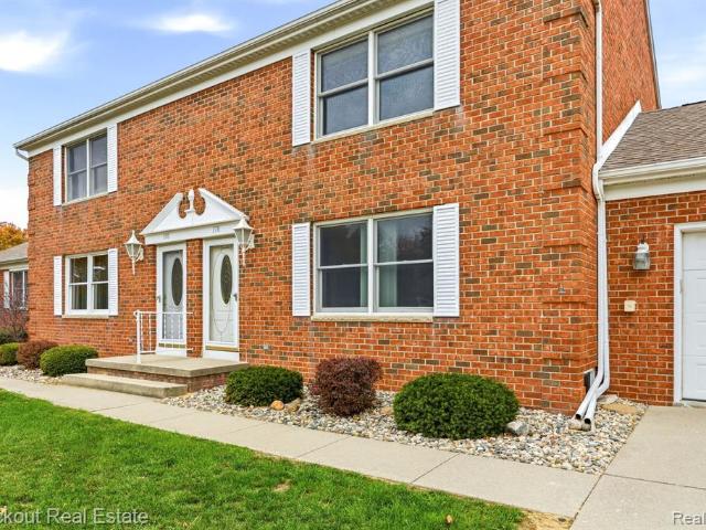 House for sale in Churchgrove Acres, Frankenmuth