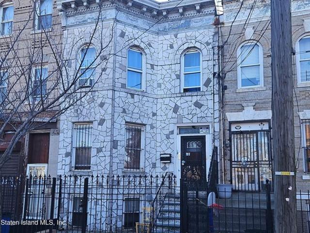 House for sale in Arverne, New York