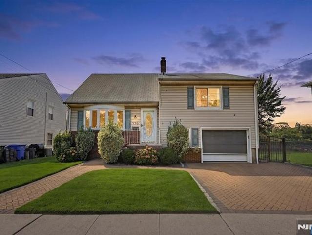 House for sale in Rutherford, New Jersey