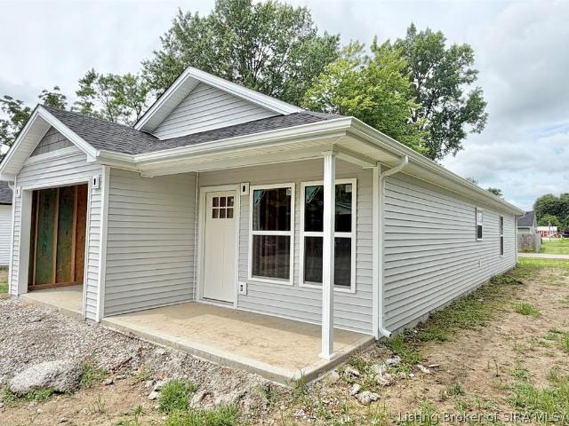 House for sale in Scottsburg, Indiana