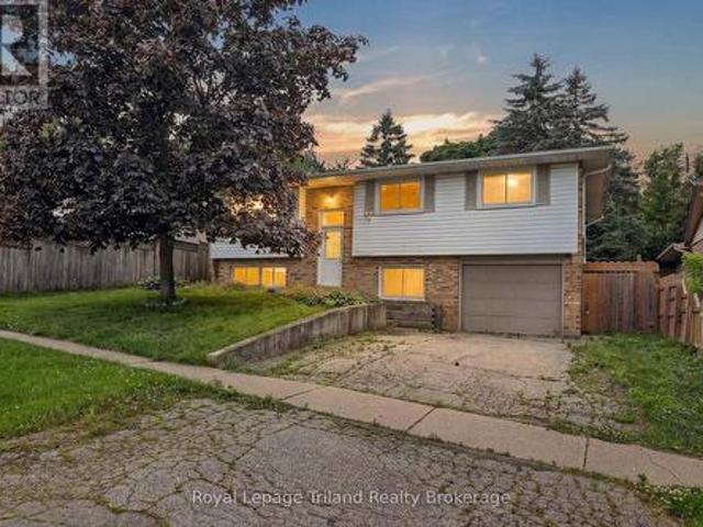 House for sale in Woodstock, Ontario