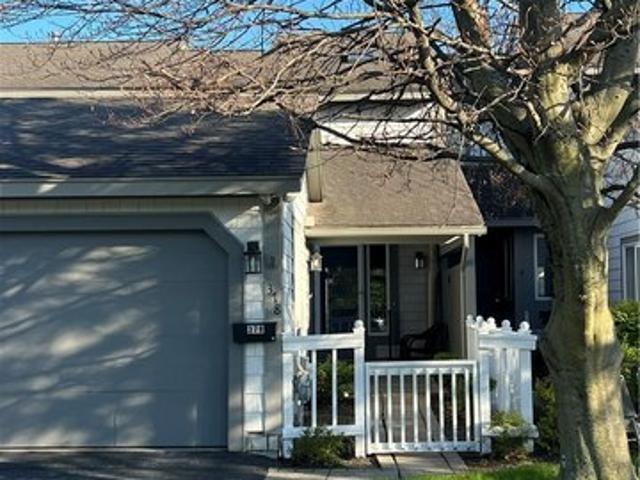 Townhouse for sale in Jamesville, New York