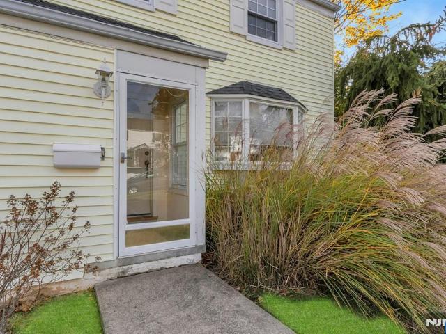 House for sale in River Edge, New Jersey