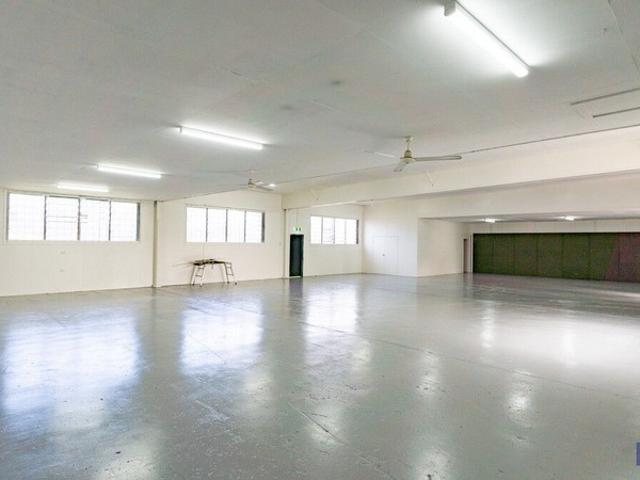 Warehouse for rent in Toombul, Queensland