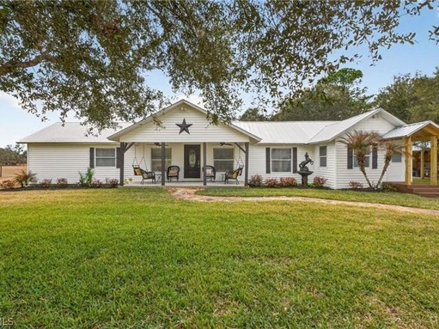 House for sale in Alva, Florida