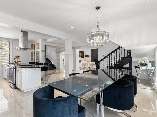 House for rent in Ville-Marie, Montréal