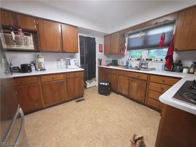 House for sale in Little Hocking, Washington County
