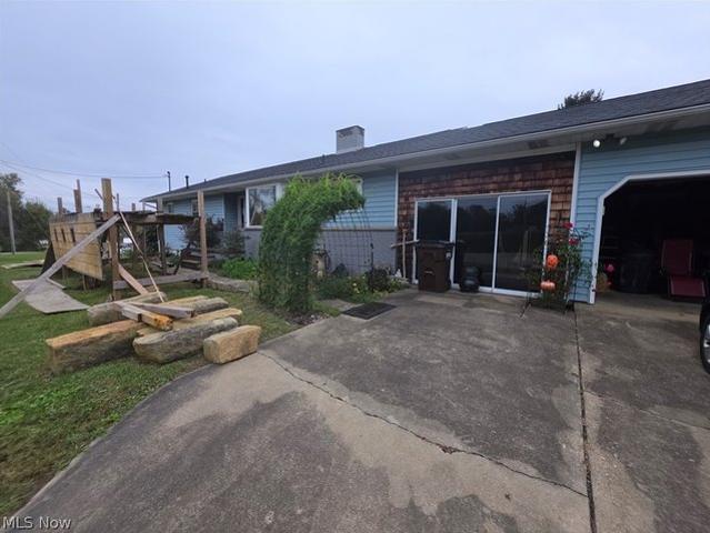 House for sale in Little Hocking, Washington County