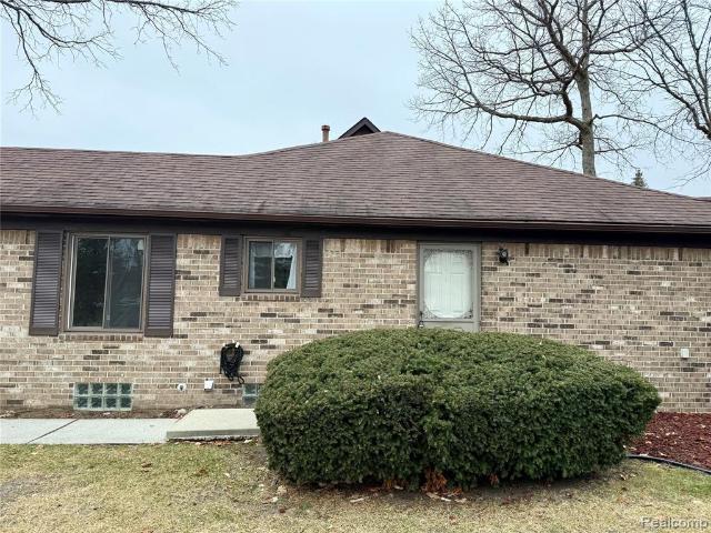 Condo for sale in Dearborn Heights, Michigan