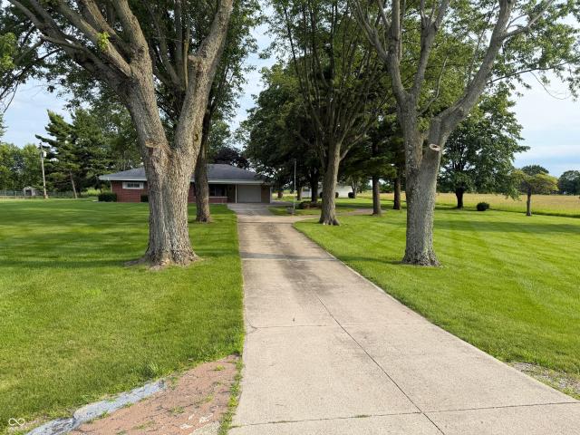 House for sale in Sulphur Springs, Indiana