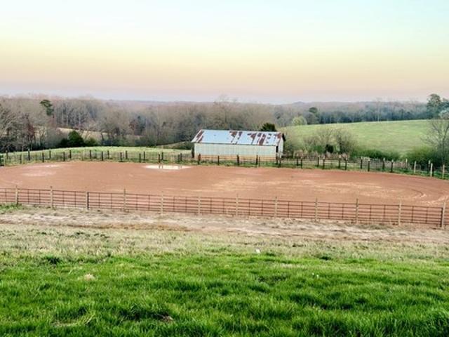 House for sale in Danielsville, Georgia