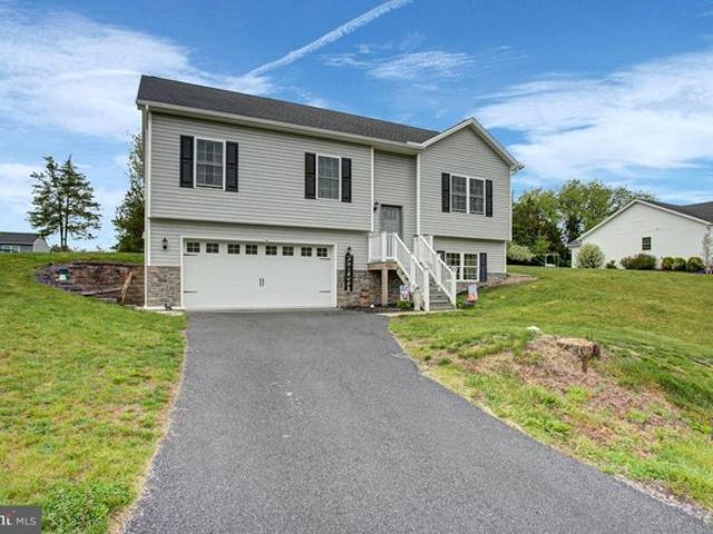 House for sale in Chambersburg, Pennsylvania