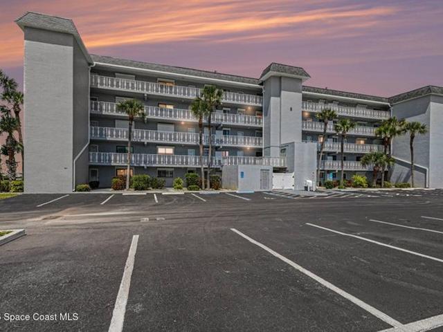 Condo for sale in Cocoa Beach, Florida