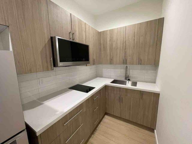 Apartment for rent in Canoga Park, California