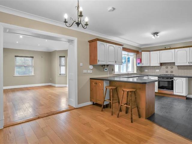 Detached House for sale in Kildare, The Municipal District of Kildare — Newbridge
