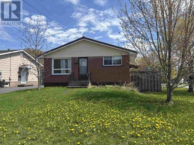 House for sale in Sault Sainte Marie, Ontario