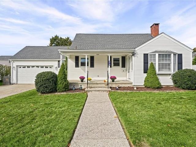 House for sale in Armington Corner, East Providence
