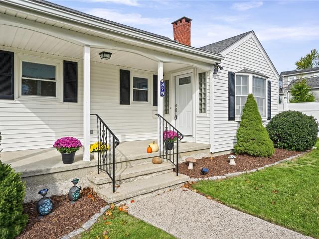 House for sale in Armington Corner, East Providence