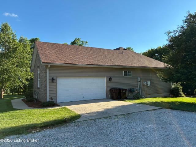 House for sale in Smithfield, Kentucky