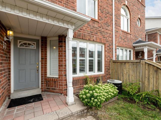Condo for sale in York, Ontario
