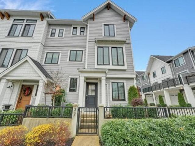 Townhouse for sale in Langley, British Columbia