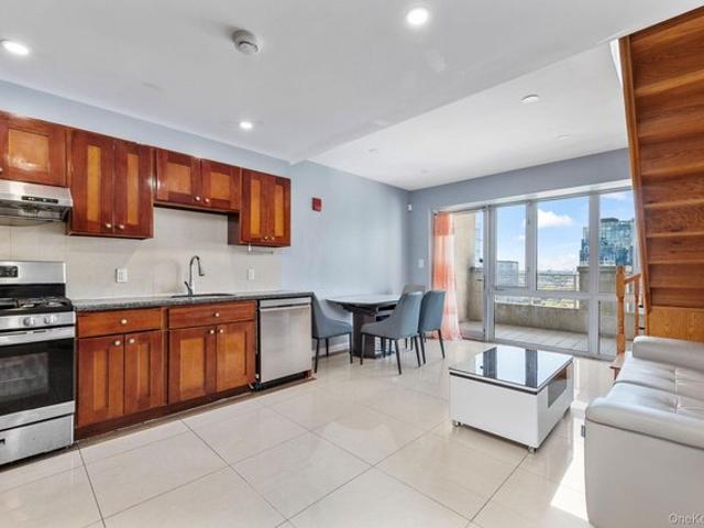 Condo for sale in Queens, Arverne