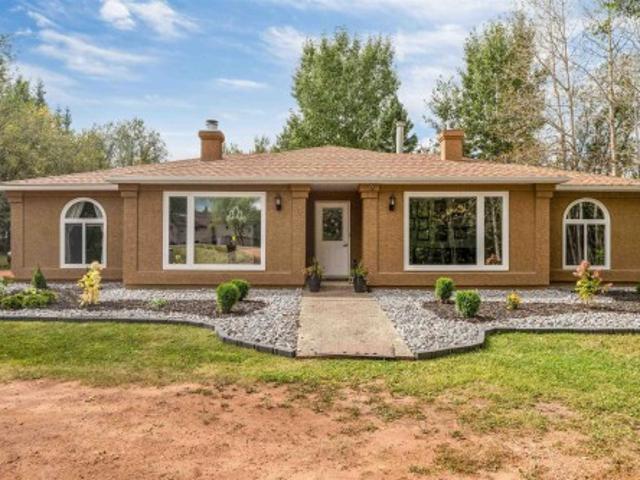 House for sale in Alberta