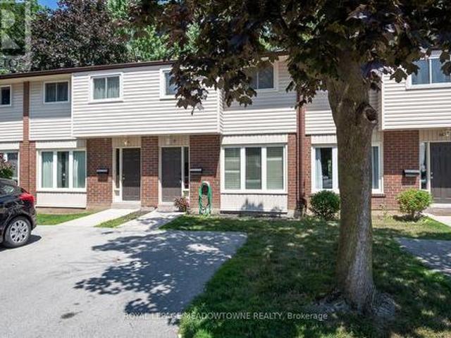 Townhouse for sale in Niagara, Ontario