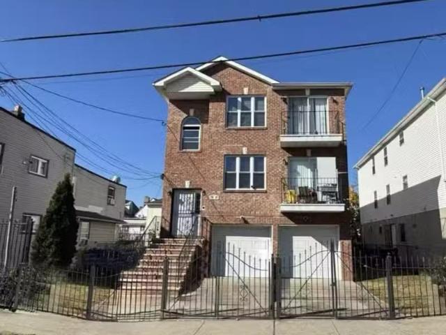 House for rent in Newark