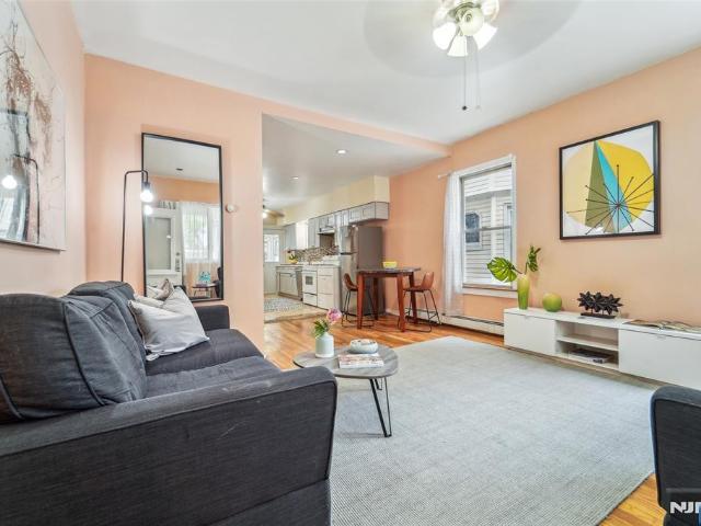 House for sale in Weehawken