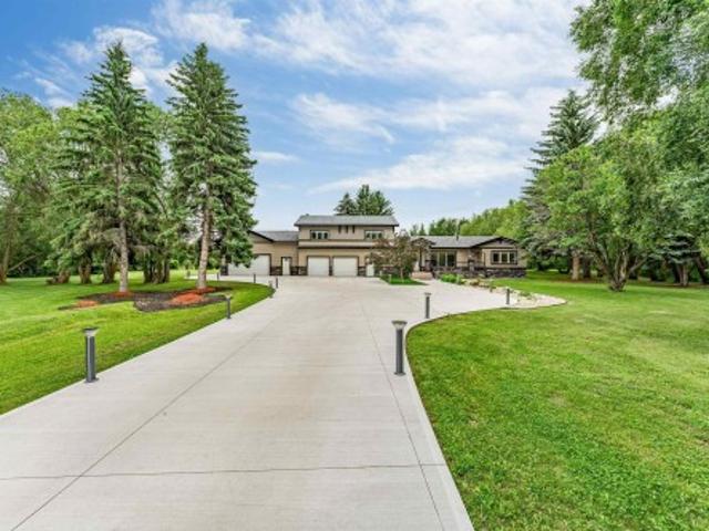 House for sale in Alberta
